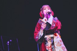 画像ギャラリー No.088のサムネイル画像 / 満員のヒカセンで横浜アリーナが揺れた！「THE PRIMALS Live in Japan - Darkest Before Dawn」レポート
