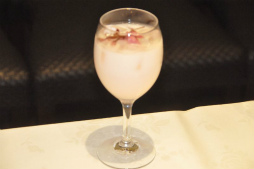 画像ギャラリー No.054のサムネイル画像 / カプコン30周年を記念して「CAPCOM BAR」のグランドメニューが大幅リニューアル。一新されたメニューや店内の模様をフォトレポートでお届け