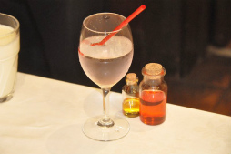 画像ギャラリー No.075のサムネイル画像 / カプコン30周年を記念して「CAPCOM BAR」のグランドメニューが大幅リニューアル。一新されたメニューや店内の模様をフォトレポートでお届け