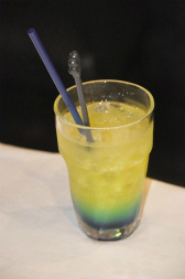 画像ギャラリー No.081のサムネイル画像 / カプコン30周年を記念して「CAPCOM BAR」のグランドメニューが大幅リニューアル。一新されたメニューや店内の模様をフォトレポートでお届け