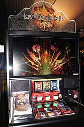 画像ギャラリー No.012のサムネイル画像 / 「LORD of VERMILION III」が本日稼働開始。開発陣に加えて，スクウェア・エニックス松田洋祐社長も駆けつけたオープニングイベントをレポート
