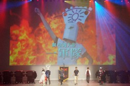 画像ギャラリー No.013のサムネイル画像 / 「LoV III」の頂点を競う熾烈なバトル。新作「Re:3」発表や，謎のアニメPVもお披露目された「OVER the LORD 7th」レポート