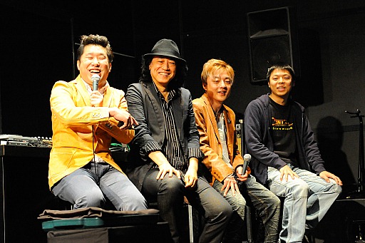 画像ギャラリー No.010のサムネイル画像 / ［JAEPO2014］BEMANIコンポーザーによるプレゼンテーションイベント「BEMANI生放送（仮）」JAEPO版開催。笑いとサプライズにあふれたBEMANIステージレポート（前編）