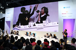 画像ギャラリー No.008のサムネイル画像 / ［TGS 2014］「アイドルマスター ミリオンライブ！」が幕張に出張。「ミリラジ出張版 in TGS2014」レポート。年末の単独イベントの開催も発表