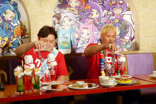 画像ギャラリー No.037のサムネイル画像 / “スイーツ真壁”ことプロレスラー 真壁刀義選手がゲストに招かれた「ぷよクエカフェ」メディア向け試食会の模様をレポート