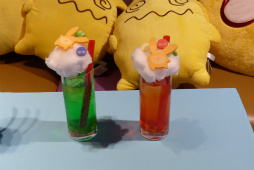 画像ギャラリー No.058のサムネイル画像 / “スイーツ真壁”ことプロレスラー 真壁刀義選手がゲストに招かれた「ぷよクエカフェ」メディア向け試食会の模様をレポート