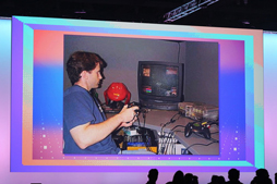 画像ギャラリー No.010のサムネイル画像 / ［GDC 2016］ゲーム開発者達が選ぶ最高のゲームは？　岩田 聡氏をしのぶショートアニメも公開された「Game Developers Choice Awards」の模様をレポート