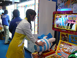 画像ギャラリー No.006のサムネイル画像 / ［JAEPO2013］プーギーレースは「お尻」がポイント。カプコンブースでは「モンハン日記 プリプリプーギーレース」に注目