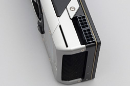 画像ギャラリー No.014のサムネイル画像 / 「GeForce GTX TITAN Z」レビュー。史上最も高価な“2999ドルのGeForce”はどれだけ速い？