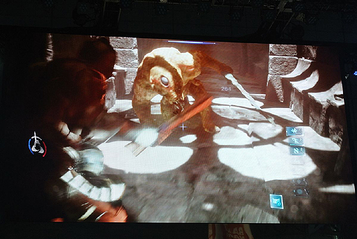 画像ギャラリー No.007のサムネイル画像 / ［TGS 2013］「deep down」ステージイベントでは4人マルチプレイによる大迫力のドラゴン戦が披露。F2Pモデルでサービスされることも明らかに