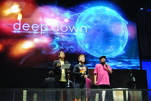 画像ギャラリー No.018のサムネイル画像 / ［TGS 2013］「deep down」ステージイベントでは4人マルチプレイによる大迫力のドラゴン戦が披露。F2Pモデルでサービスされることも明らかに
