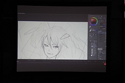 画像ギャラリー No.006のサムネイル画像 / ［TGS 2013］さまざまな活動を精力的に行うredjuice氏の，ライブペイントが行われたTokyo Otaku Modeブースの模様をお届け