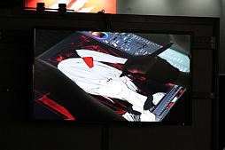 画像ギャラリー No.025のサムネイル画像 / ［TGS 2013］さまざまな活動を精力的に行うredjuice氏の，ライブペイントが行われたTokyo Otaku Modeブースの模様をお届け