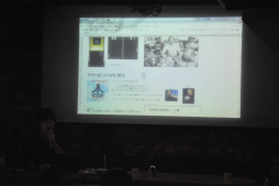 画像ギャラリー No.007のサムネイル画像 / 「夜のゲーム大学」が1年半ぶりに帰ってきた。麻野一哉氏，飯田和敏氏，米光一成氏が熱弁を振るい，黒川文雄氏と家入一真氏は“舞台裏”を明かす
