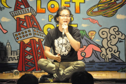 画像ギャラリー No.038のサムネイル画像 / 「夜のゲーム大学」が1年半ぶりに帰ってきた。麻野一哉氏，飯田和敏氏，米光一成氏が熱弁を振るい，黒川文雄氏と家入一真氏は“舞台裏”を明かす