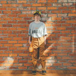 画像ギャラリー No.003のサムネイル画像 / 3番目に強いTシャツ。「MOTHER2」の“あなのぬし”をモチーフにしたTシャツなどを4月29日から開催のMOTHERのストリートで販売
