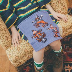 画像ギャラリー No.012のサムネイル画像 / 3番目に強いTシャツ。「MOTHER2」の“あなのぬし”をモチーフにしたTシャツなどを4月29日から開催のMOTHERのストリートで販売