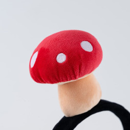 画像ギャラリー No.006のサムネイル画像 / 「MOTHER2 ギーグの逆襲」より,「キノコのカチューシャ」が4月30日に発売。頭にキノコが生えた状態を再現