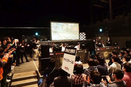 画像ギャラリー No.010のサムネイル画像 / JCG主催のe-Sportsイベント「JCG Premier Grand Finals 2016」フォトレポート。「BF4」「Hearthstone」「SC2」「CS:GO」の4タイトルで激戦が展開