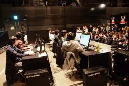 画像ギャラリー No.022のサムネイル画像 / JCG主催のe-Sportsイベント「JCG Premier Grand Finals 2016」フォトレポート。「BF4」「Hearthstone」「SC2」「CS:GO」の4タイトルで激戦が展開