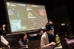 画像ギャラリー No.023のサムネイル画像 / JCG主催のe-Sportsイベント「JCG Premier Grand Finals 2016」フォトレポート。「BF4」「Hearthstone」「SC2」「CS:GO」の4タイトルで激戦が展開