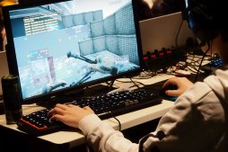 画像ギャラリー No.025のサムネイル画像 / JCG主催のe-Sportsイベント「JCG Premier Grand Finals 2016」フォトレポート。「BF4」「Hearthstone」「SC2」「CS:GO」の4タイトルで激戦が展開