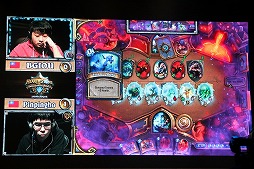 画像ギャラリー No.006のサムネイル画像 / 「Hearthstone」Japan Majorの決勝トーナメントが東京都内で開催。新環境で迎えた初の国際大会ではコントロールデッキ同士による名勝負が続出