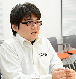 画像ギャラリー No.002のサムネイル画像 / アジア競技大会の日本代表Tredsred選手にインタビュー。大会での出来事やプロとしての生活について聞いてみた