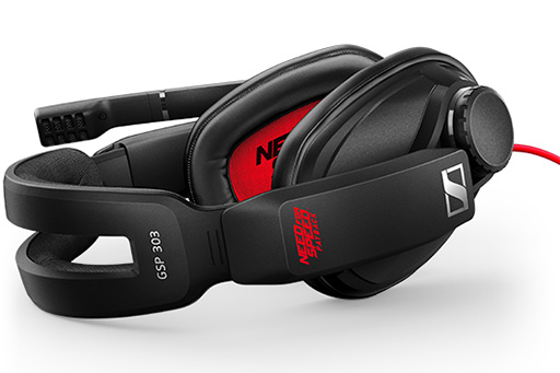 画像ギャラリー No.002のサムネイル画像 / Sennheiser，「GSP 303 Need for Speed Payback Edition」を100台限定で国内発売。「GSP 300」ベースのアナログ接続型ヘッドセット