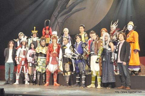 画像ギャラリー No.004のサムネイル画像 / 舞台「戦国BASARA3 宴」は，松永久秀，風魔小太郎，今川義元らが加わり，武将18人による“饗宴”に――東京公演ゲネプロのレポートを掲載