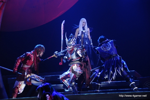 画像ギャラリー No.012のサムネイル画像 / 舞台「戦国BASARA3 宴」は，松永久秀，風魔小太郎，今川義元らが加わり，武将18人による“饗宴”に――東京公演ゲネプロのレポートを掲載