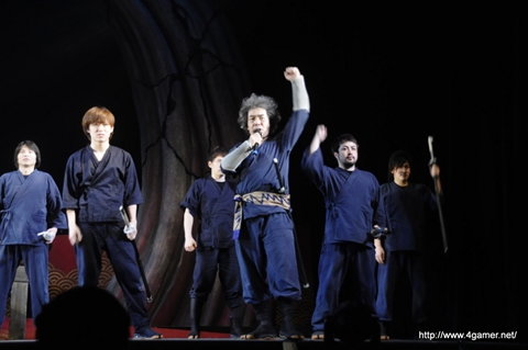画像ギャラリー No.024のサムネイル画像 / 舞台「戦国BASARA3 宴」は，松永久秀，風魔小太郎，今川義元らが加わり，武将18人による“饗宴”に――東京公演ゲネプロのレポートを掲載
