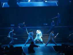画像ギャラリー No.012のサムネイル画像 / 総勢27人の武将が夢の競演を繰り広げた「舞台『戦国BASARA』武将祭2013」が開催。最新作「戦国BASARA4」や次回公演の情報も発表に