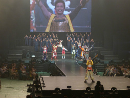 画像ギャラリー No.026のサムネイル画像 / 総勢27人の武将が夢の競演を繰り広げた「舞台『戦国BASARA』武将祭2013」が開催。最新作「戦国BASARA4」や次回公演の情報も発表に