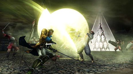 画像ギャラリー No.002のサムネイル画像 / 「戦国BASARA4」,敵兵を一瞬で蹴散らす「片倉小十郎」のプレイ動画が公開に。 伊達政宗との必殺技「戯画バサラ技」や,竹中半兵衛との戦いも