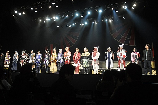 画像ギャラリー No.001のサムネイル画像 / 舞台「戦国BASARA4」は本日より公演開始。島 左近,柴田勝家ら新キャラクター参戦による新たな舞台「戦国BASARA」は必見だ