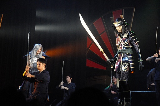画像ギャラリー No.005のサムネイル画像 / 舞台「戦国BASARA4」は本日より公演開始。島 左近,柴田勝家ら新キャラクター参戦による新たな舞台「戦国BASARA」は必見だ