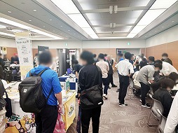 画像ギャラリー No.002のサムネイル画像 / ゲームづくり初心者からプロまで楽しめるイベント「ゲームメーカーズ スクランブル2024」レポート。さまざまな講演や制作体験を無料で実施