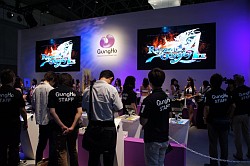 画像ギャラリー No.001のサムネイル画像 / [TGS 2013]第1弾アップデートの詳細や「AKIBA’S TRIP2」とのコラボ情報も発表された「ラグナロク オデッセイ エース」ステージをレポート