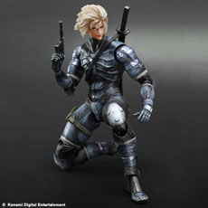 画像ギャラリー No.012のサムネイル画像 / 「メタルギアソリッド」シリーズに登場する雷電とリキッド・スネークがアクションフィギュア化。9月下旬に“PLAY ARTS改”から発売決定