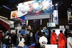 画像ギャラリー No.001のサムネイル画像 / ［TGS 2013］舞台化やアニメ/ゲームの連動企画なども発表された「BLAZBLUE CHRONOPHANTASMA」ステージレポート