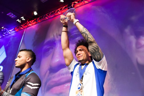画像ギャラリー No.007のサムネイル画像 / ［EVO2014］全世界が注目した決勝戦。「BBCP」優勝・ガリレオ選手と「ウルIV」優勝・Louffy選手へのインタビューを，最終日のリザルトと共にお届け