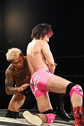 画像ギャラリー No.005のサムネイル画像 / 「リング☆ドリーム〜女子プロレス大戦〜」とDDTプロレスのコラボ興行は大盛況のうちに終了。次回開催にも期待大