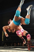 画像ギャラリー No.024のサムネイル画像 / 「リング☆ドリーム〜女子プロレス大戦〜」とDDTプロレスのコラボ興行は大盛況のうちに終了。次回開催にも期待大
