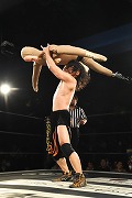 画像ギャラリー No.054のサムネイル画像 / 「リング☆ドリーム〜女子プロレス大戦〜」とDDTプロレスのコラボ興行は大盛況のうちに終了。次回開催にも期待大