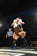 画像ギャラリー No.096のサムネイル画像 / 「リング☆ドリーム〜女子プロレス大戦〜」とDDTプロレスのコラボ興行は大盛況のうちに終了。次回開催にも期待大