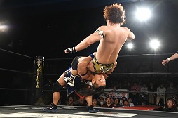 画像ギャラリー No.102のサムネイル画像 / 「リング☆ドリーム〜女子プロレス大戦〜」とDDTプロレスのコラボ興行は大盛況のうちに終了。次回開催にも期待大