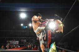 画像ギャラリー No.128のサムネイル画像 / 「リング☆ドリーム〜女子プロレス大戦〜」とDDTプロレスのコラボ興行は大盛況のうちに終了。次回開催にも期待大