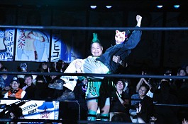 画像ギャラリー No.141のサムネイル画像 / 「リング☆ドリーム〜女子プロレス大戦〜」とDDTプロレスのコラボ興行は大盛況のうちに終了。次回開催にも期待大