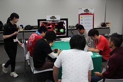 画像ギャラリー No.003のサムネイル画像 / PS Vitaの「共闘ゲーム」No.1チームを決定する「共闘甲子園 全国大会」東京予選会が開催。クリエイターによる解説も行われた会場の模様をレポート